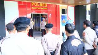 Kasubsatgas Propam Polres Kuansing Berikan Pengarahan Tugas dalam Rangka Operasi Mantap Praja Lancang Kuning 2024