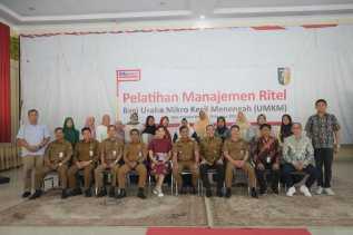 Buka Pelatihan UMKM, Bupati Minta Alfamart Lindungi Pengusaha Lokal