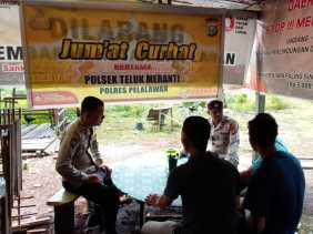 Polsek Teluk Meranti Gelar Jumat Curhat, Dengar Keluhan Masyarakat