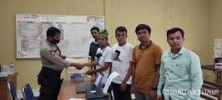 Spanduk Suparman 'Maling Uang Negara' Berujung ke Polisi