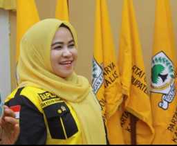 Dapat Surat Mandat Bakal Calon Walikota Pekanbaru, Ida Yulita: Pemantik Semangat Kebangkitan Golkar di Pekanbaru