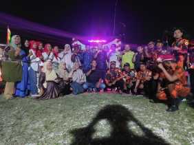 Warga Tangkerang Tengah Sambut Meriah Kedatangan Agung Nugroho