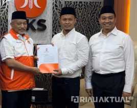 Agung Nugroho dan Markarius Anwar Berpotensi Menang di Pilkada Pekanbaru 2024