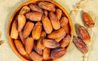 Ketika Buka Puasa Banyak Orang Makan Kurma, Apa Saja Manfaatnya?