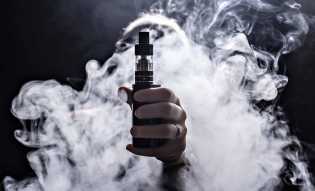 Eks Petinggi WHO Minta Pemerintah Indonesia Tegas Terkait Vape