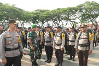 2.700 Personel Siap Amankan Pilkada Inhu, Kapolres Pimpin Apel Pergeseran Pasukan