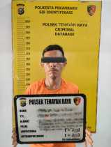 Tega! Ayah di Pekanbaru Tampar dan Cekik Leher Anaknya