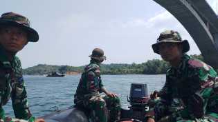 TNI AL dan Warga Cari Orang yang Terjatuh ke Laut di Jembatan 5 Barelang, Batam