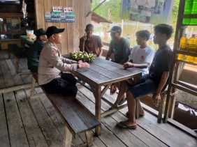 Polsek Batang Tuaka Ajak Warga Desa Sungai Rawa Sukseskan Pilkada 2024