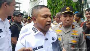 Temui Massa Aksi, Gubernur Riau Janji Sampaikan Aspirasi Masyarakat Pelalawan ke Pusat