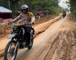 Pesan Damai Pilkada di Perbatasan, Kapolsek Peranap Patroli Kewilayahan