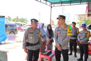 Wakapolda Riau dan Kapolres Rohil Cek Kesiapan TPS