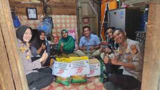 Peringati Hari Bhayangkara ke-79, Polres Kampar Beri Bantuan Sosial untuk Warga Kurang Mampu di Desa Ranah