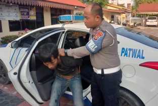 Jambret Nyaris Dibakar Massa di Pekanbaru usai Rampas Tas Mahasiswi