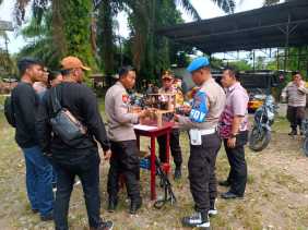 Kapolsek Pinggir Cek Kesiapan Materil Logistik untuk Dukung Pengamanan Pilkada 2024