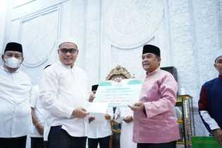 Safari Ramadan ke Inhil, Wagubri Bangga dan Terharu Lihat Masyarakat Ramaikan Masjid