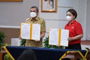 Tingkatkan Layanan Bidang Penerbangan, Pemprov Riau MoU Dengan Maskapai Air Asia