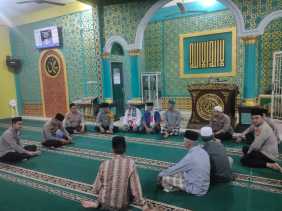 Satnarkoba Polres Kuansing Salat Subuh Berjamaah Ciptakan Cooling System Pemilu 2024