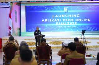 Gubri Launching Aplikasi PPDB SMA/SMK