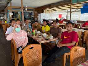 Polsek Tanah Merah Jalin Silaturahmi dengan Warga melalui Cooling System Jelang Pilkada 2024