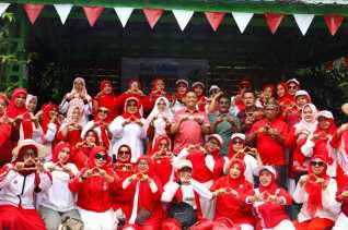 Dukungan Emak-Emak Mengalir Deras untuk Bapaslon AMAN dalam Pilwako Pekanbaru 2024