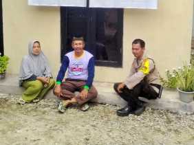 Bhabinkamtibmas Polsek Rimba Melintang Door-to-Door Kampanyekan Pilkada Damai Jelang 27 November 2024