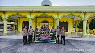 Sambut 1 Muharam 1447 H, Polsek Rimba Melintang Gelar Bakti Sosial di Masjid Al Amin Rohil
