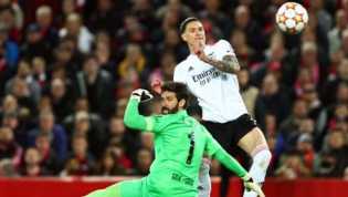 Liverpool Diimbangi Benfica, Tetap Lolos ke Semifinal