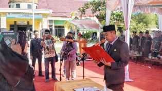 Bupati Rohil Afrizal Sintong Melantik Jabatan Struktural Pengawas, Pjs Penghulu dan Kepala Puskesmas