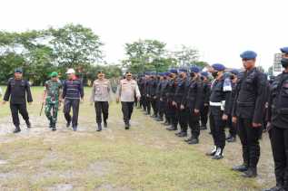 Kapolres Kampar Pimpin Apel Persiapan Pengamanan Fun Race Tour De Muara Takus 2022