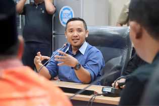 Di Pekanbaru, Agung tak Terbendung?