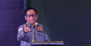 Di Depan DPR, Mahfud MD Jelaskan Ferdy Sambo Seperti Bintang 5 di Polri