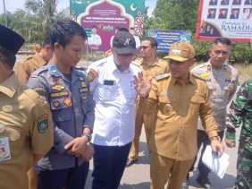 Wakil Bupati Tinjau Pasar Terubuk dan Pelabuhan Roro