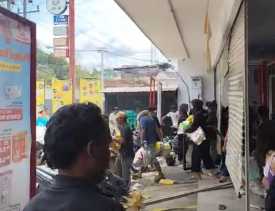 Korban Banjir Sibolga Terpaksa Jarah Minimarket Diduga Akibat Bantuan Belum Sampai, Videonya Viral