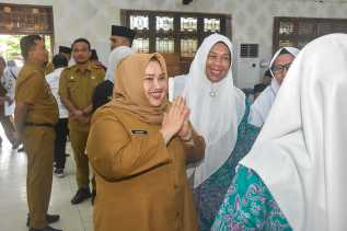 Tunaikan Ibadah, Bupati Kasmarni Harap 156 JCH Rayon Mandau Miliki Pengetahuan Cukup