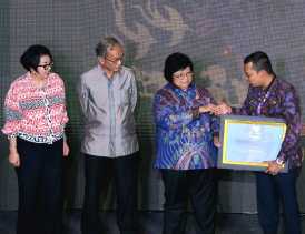 Kategori Kota Bersih, Pekanbaru Raih Sertifikat Adipura