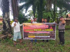 Polisi Sosialisasikan Larangan Pembakaran Hutan dan Lahan di Bangko Bakti