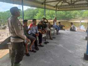 Polsek Batang Tuaka Ajak Warga Desa Tanjung Siantar Sukseskan Pilkada 2024 dengan Menjaga Ketertiban