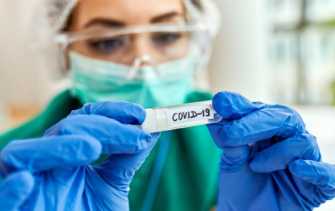 Pernah Divaksin Covid-19 AstraZeneca, Amankah bagi Kesehatan?