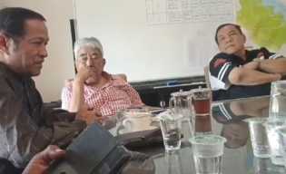 Viral Video Anggota Panelis Debat Pilgub Bersama SF Hariyanto, Netizen Pertanyakan Netralitas KPU Riau