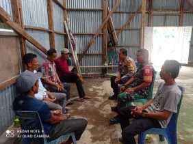 Polsek Batang Tuaka Ajak Warga Desa Sungai Raya Jaga Kondusivitas Jelang Pilkada 2024