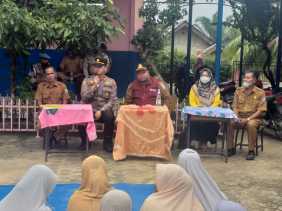 Polsek Langgam Bantu Percepatan Vaksinasi, Capai 71 Persen