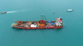 Saluran Kabel Laut Pulau Batam Sepanjang 1,16 kms Kini Terhubung