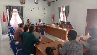 Polres Rokan Hulu Gelar Jumat Curhat dan Cooling System Pilkada 2024 di Desa Tanjung Medan, Tambusai Utara