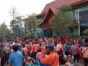 Pastikan Data Penyapu Jalan Sesuai, Pj Walikota Pekanbaru Sidak Kantor DLHK