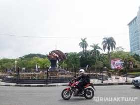 Tugu Selais Pekanbaru Roboh, Dibangun Lagi Atau Diganti? Ini Saran DPRD