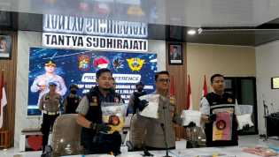 Polres dan KPPBC Bengkalis Tangkap Dua Kurir Heroin dan Sabu Jaringan Internasional