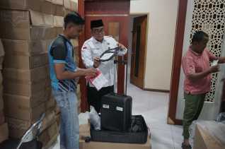Pekanbaru Siap Berangkatkan 1.297 Calon Jemaah Haji, Koper Sudah Didistribusikan