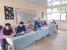 Wujudkan Pemilu Tertib, Polsek Kampar Kiri Diskusi dengan Orangtua Pelajar