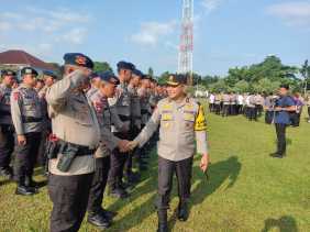 Kapolda Riau Apresiasi Ketangguhan Brimob dalam Misi Kemanusiaan